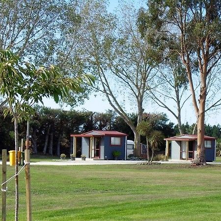 Glenavys Waitaki River Motor Camp ภายนอก รูปภาพ