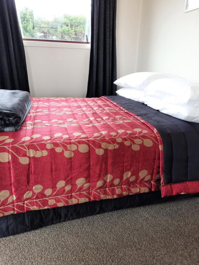 Glenavys Waitaki River Motor Camp ภายนอก รูปภาพ