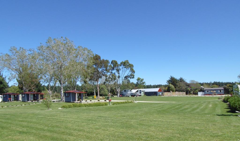Glenavys Waitaki River Motor Camp ภายนอก รูปภาพ