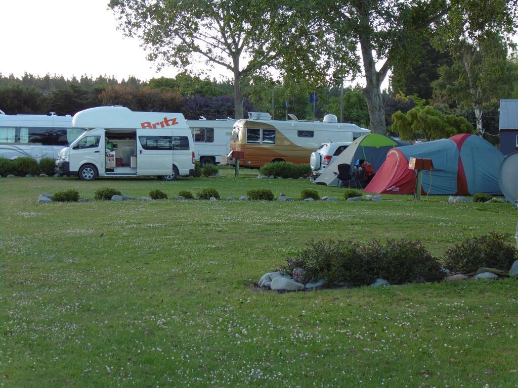 Glenavys Waitaki River Motor Camp ภายนอก รูปภาพ