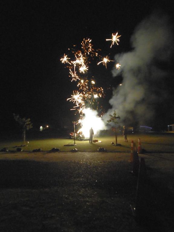 Glenavys Waitaki River Motor Camp ภายนอก รูปภาพ